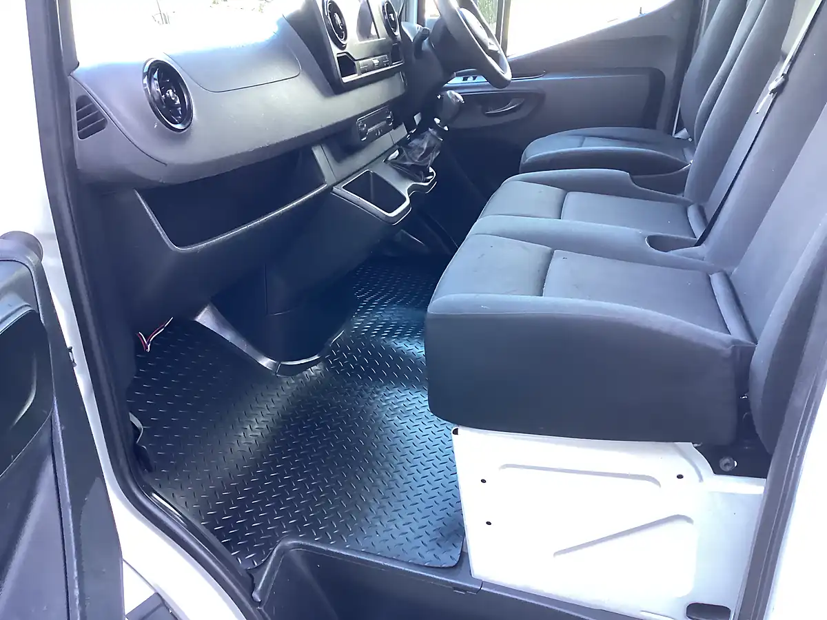 Used 2020 Mercedes-Benz Sprinter Lwb Drop-Side White - Interior and Exterior details 11