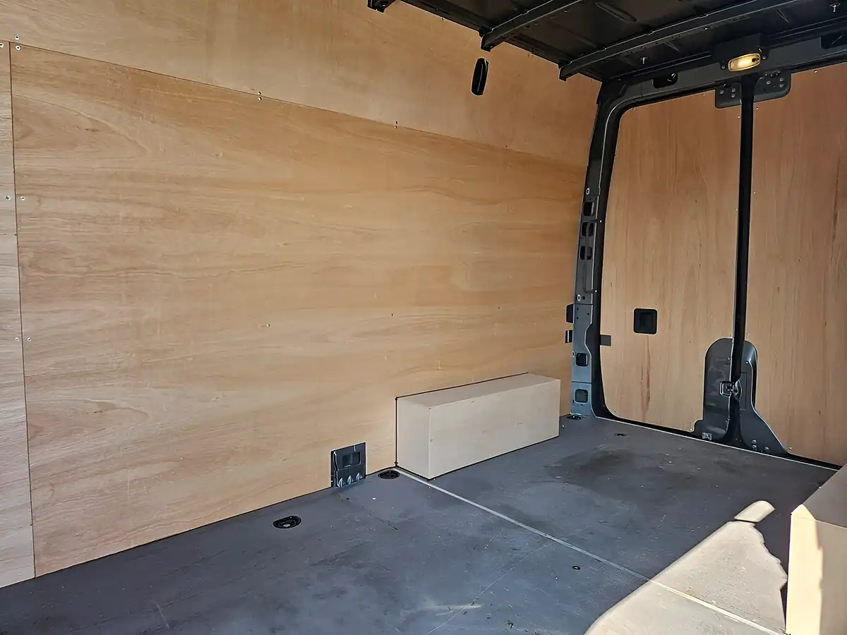Used 2020 Mercedes-Benz Sprinter Mwb Grey - Interior and Exterior details 10