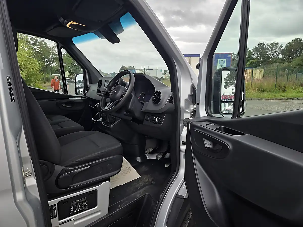 Used 2020 Mercedes-Benz Sprinter Progressive Silver - Interior and Exterior details 13