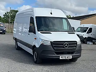 Used 2020 Mercedes-Benz Sprinter Progressive White - Interior and Exterior details 2