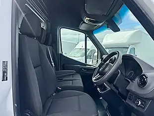 Used 2020 Mercedes-Benz Sprinter Progressive White - Interior and Exterior details 4
