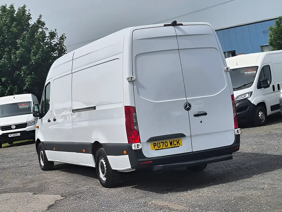 Used 2020 Mercedes-Benz Sprinter Progressive White - Interior and Exterior details 7