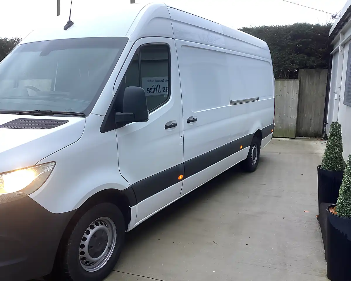 Used 2020 Mercedes-Benz Sprinter Progressive White - Interior and Exterior details 15