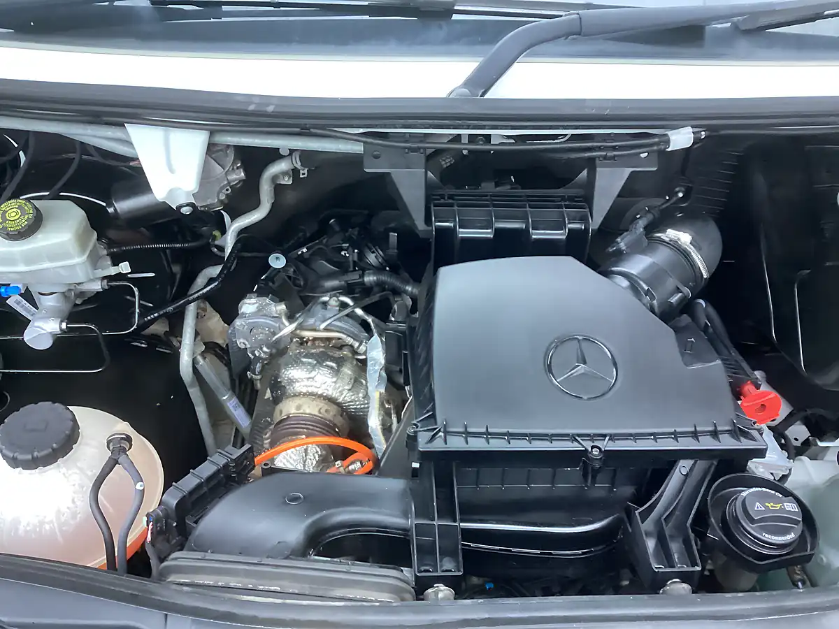 Used 2020 Mercedes-Benz Sprinter Progressive White - Interior and Exterior details 20
