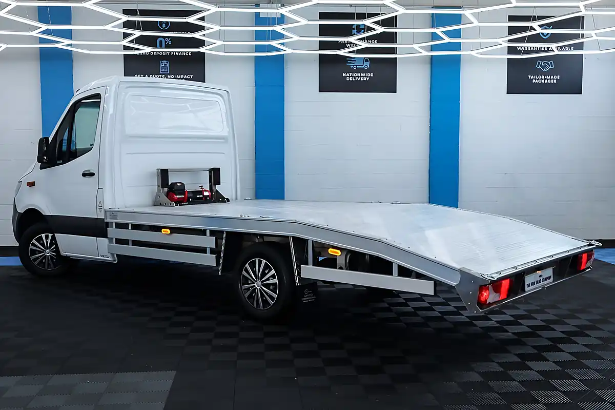 Used 2020 Mercedes-Benz Sprinter Progressive White - Interior and Exterior details 10