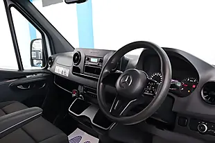 Used 2020 Mercedes-Benz Sprinter Progressive White - Interior and Exterior details 17