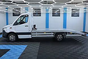Used 2020 Mercedes-Benz Sprinter Progressive White - Interior and Exterior details 7