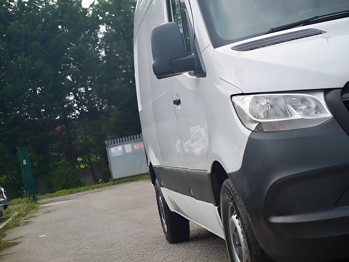 Used 2020 Mercedes-Benz Sprinter Progressive White - Interior and Exterior details 7