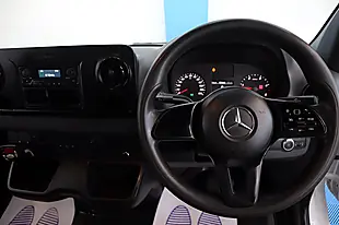 Used 2020 Mercedes-Benz Sprinter Progressive White - Interior and Exterior details 17