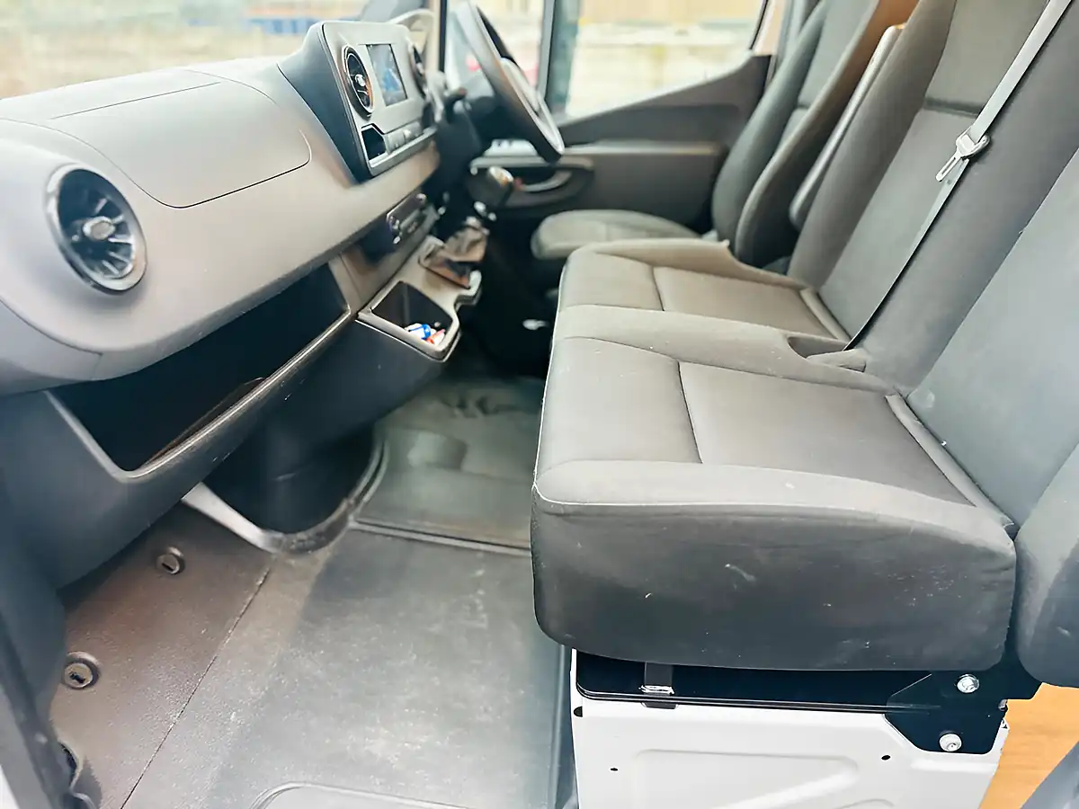 Used 2020 Mercedes-Benz Sprinter Progressive White - Interior and Exterior details 14