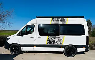 Used 2020 Mercedes-Benz Sprinter Progressive White - Interior and Exterior details 6