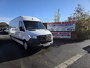 Used 2020 Mercedes-Benz Sprinter Progressive White - Interior and Exterior details 2