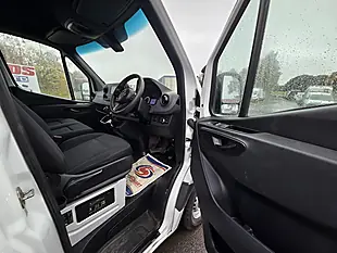 Used 2020 Mercedes-Benz Sprinter Progressive White - Interior and Exterior details 10