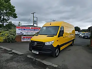 Used 2020 Mercedes-Benz Sprinter Progressive Yellow - Interior and Exterior details 4