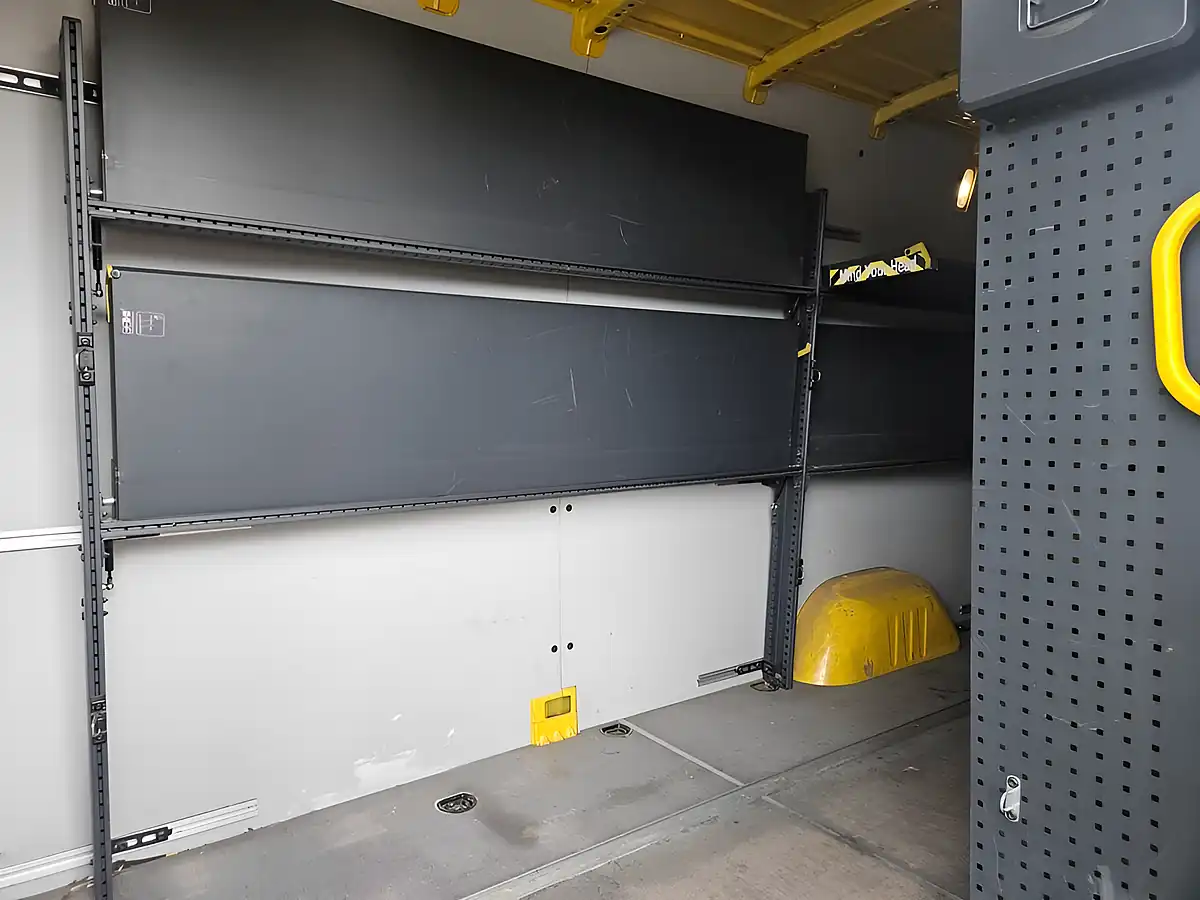 Used 2020 Mercedes-Benz Sprinter Progressive Yellow - Interior and Exterior details 9
