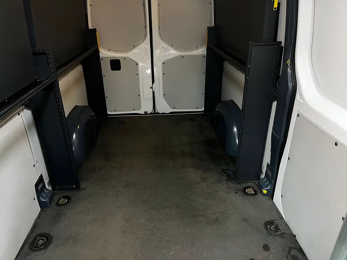 Used 2020 Mercedes-Benz Sprinter White - Interior and Exterior details 10