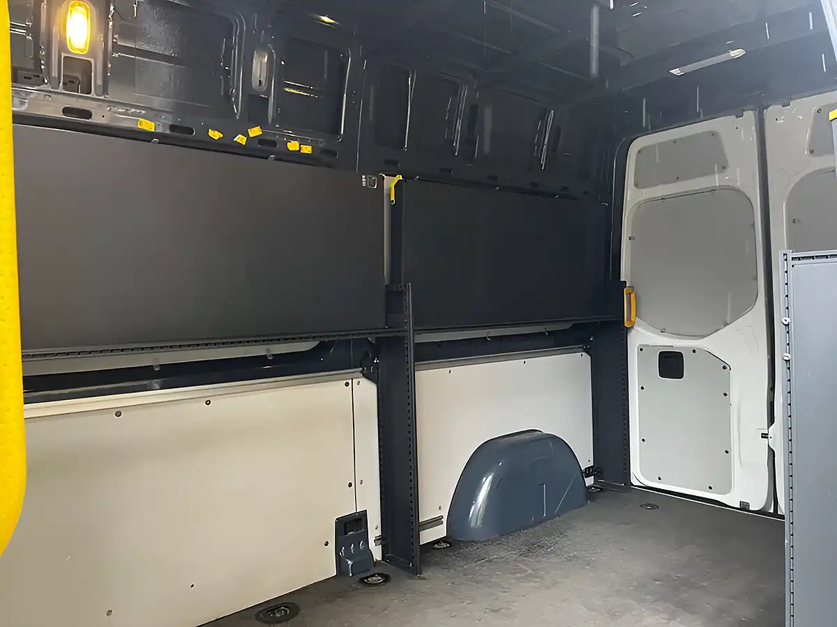 Used 2020 Mercedes-Benz Sprinter White - Interior and Exterior details 11