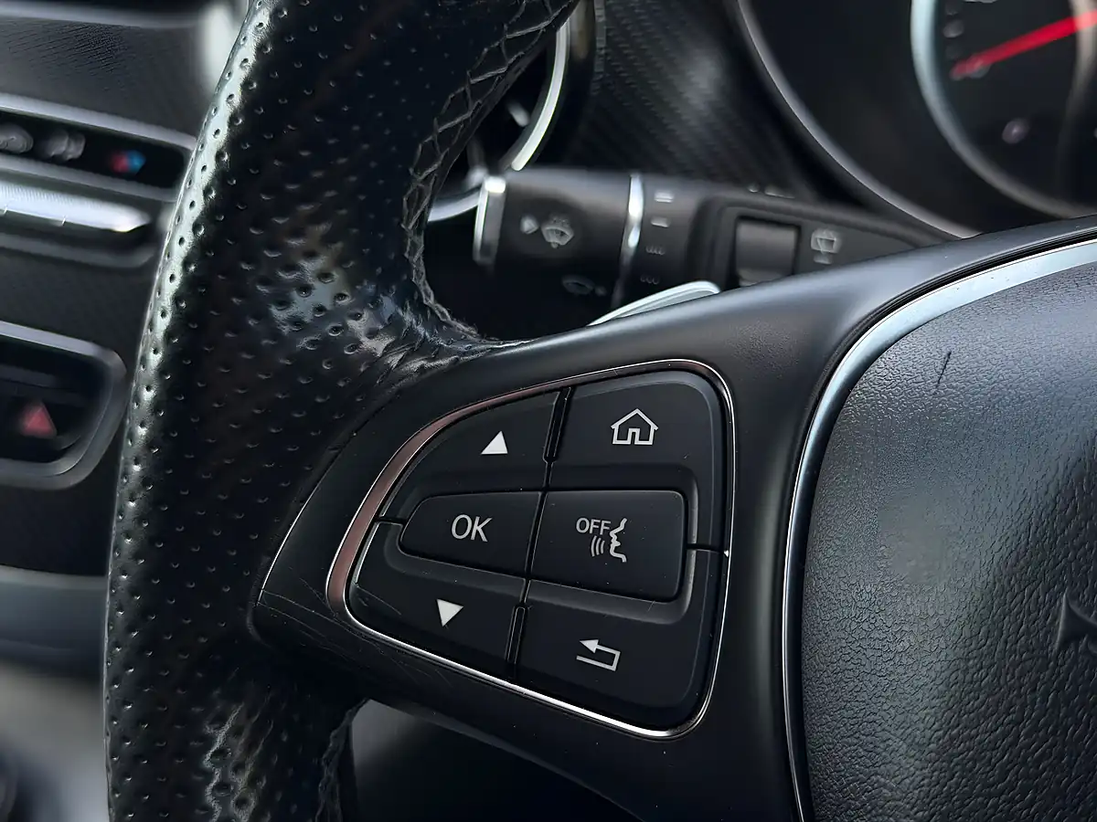 Used 2020 Mercedes-Benz V Class AMG Line Black - Interior and Exterior details 14