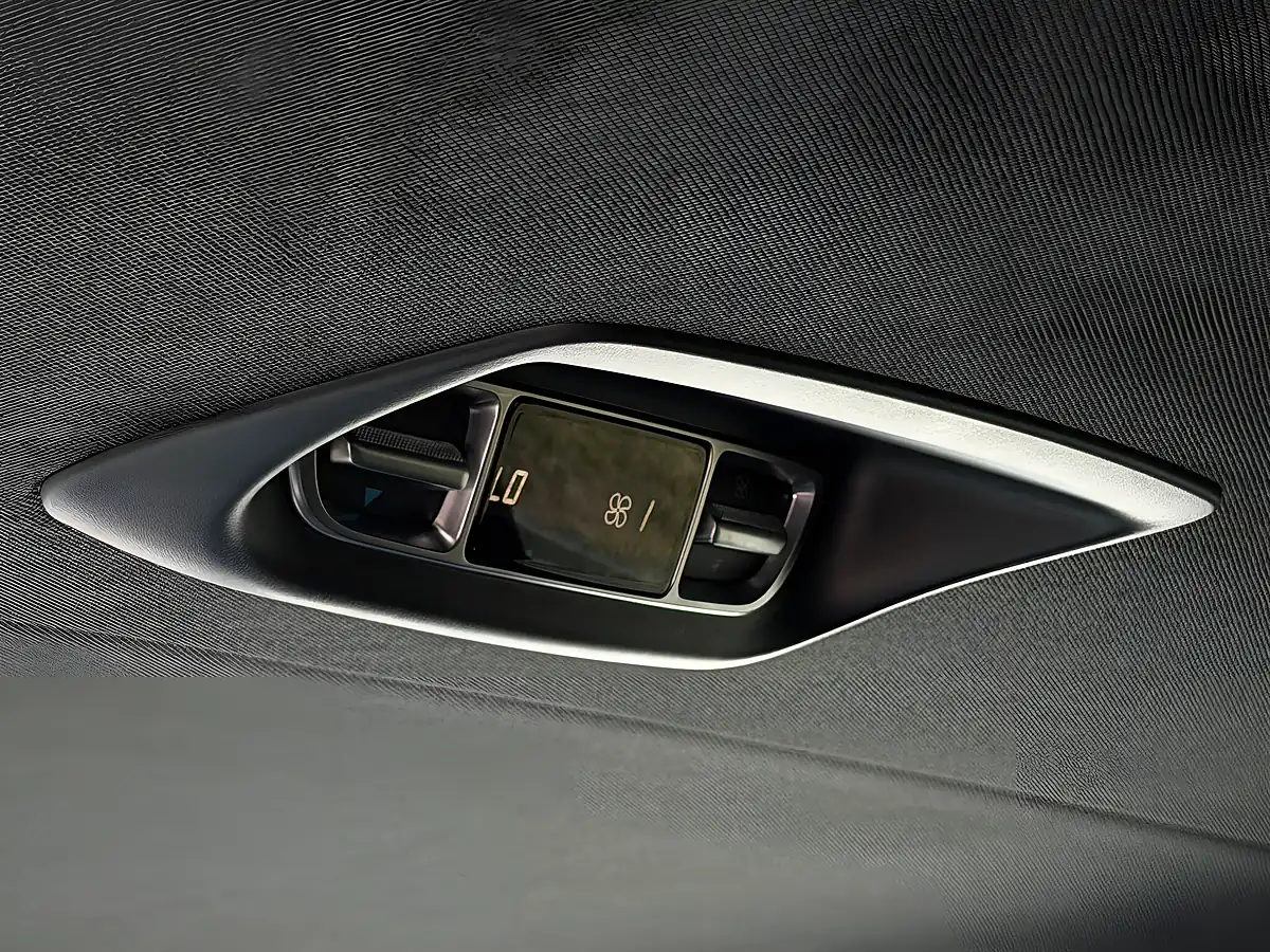 Used 2020 Mercedes-Benz V Class AMG Line Black - Interior and Exterior details 19