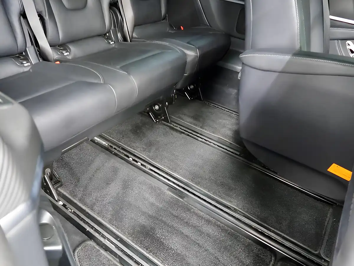 Used 2020 Mercedes-Benz V Class AMG Line Grey - Interior and Exterior details 15