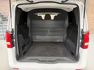 Used 2020 Mercedes-Benz Vito Crew Van Double Cab White - Interior and Exterior details 13