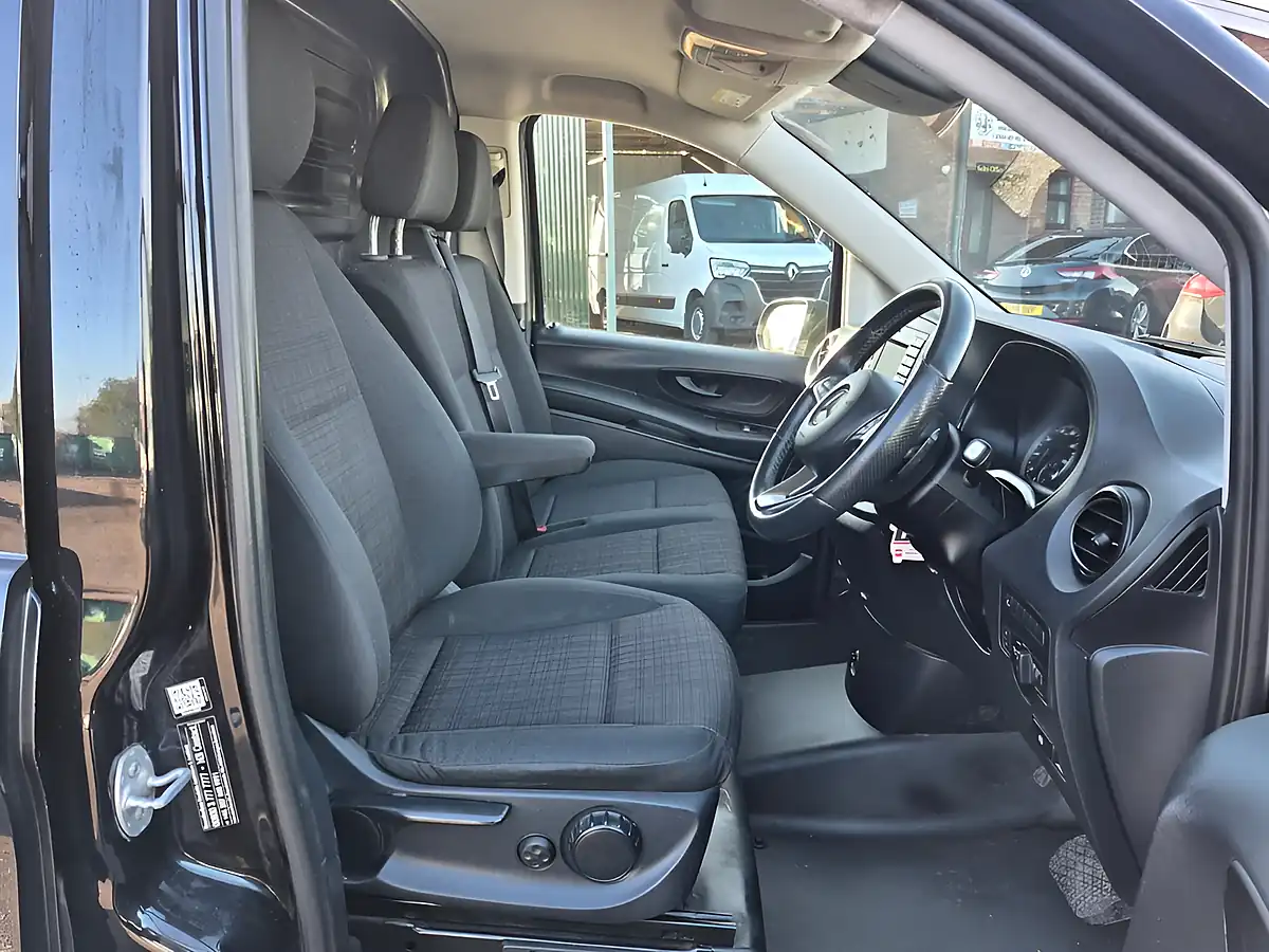 Used 2020 Mercedes-Benz Vito Premium Black - Interior and Exterior details 10