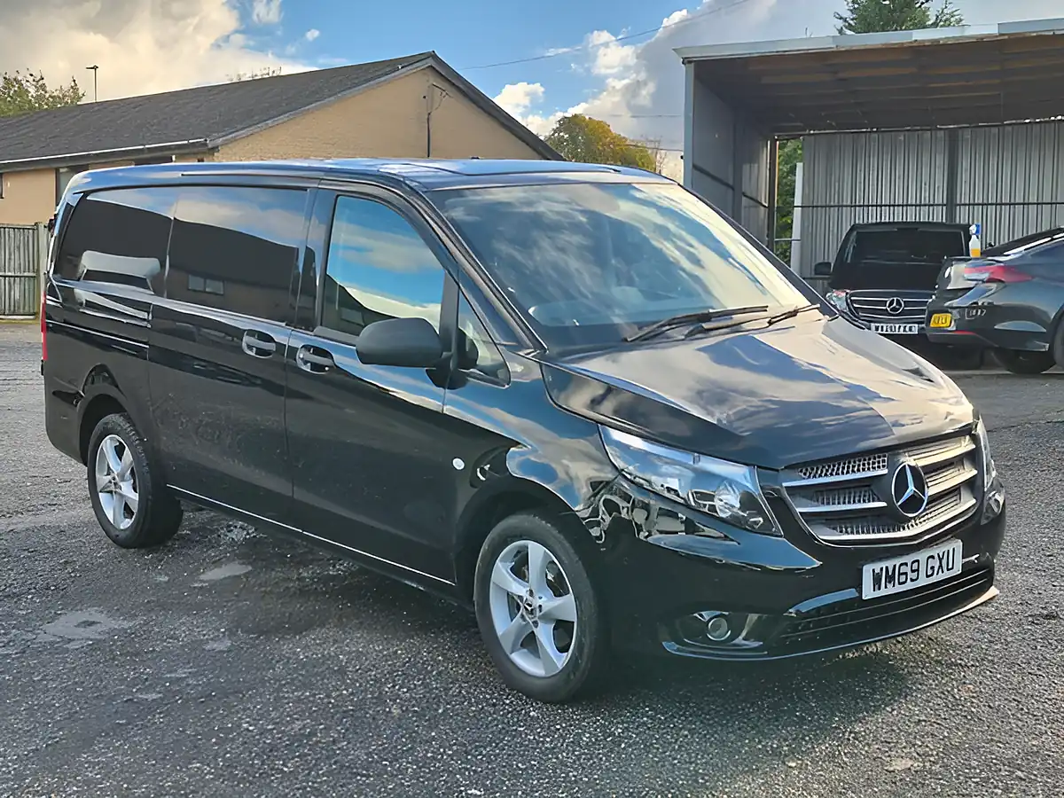 Used 2020 Mercedes-Benz Vito Premium Black - Interior and Exterior details 2