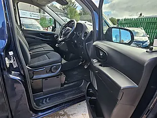 Used 2020 Mercedes-Benz Vito Premium Blue - Interior and Exterior details 8