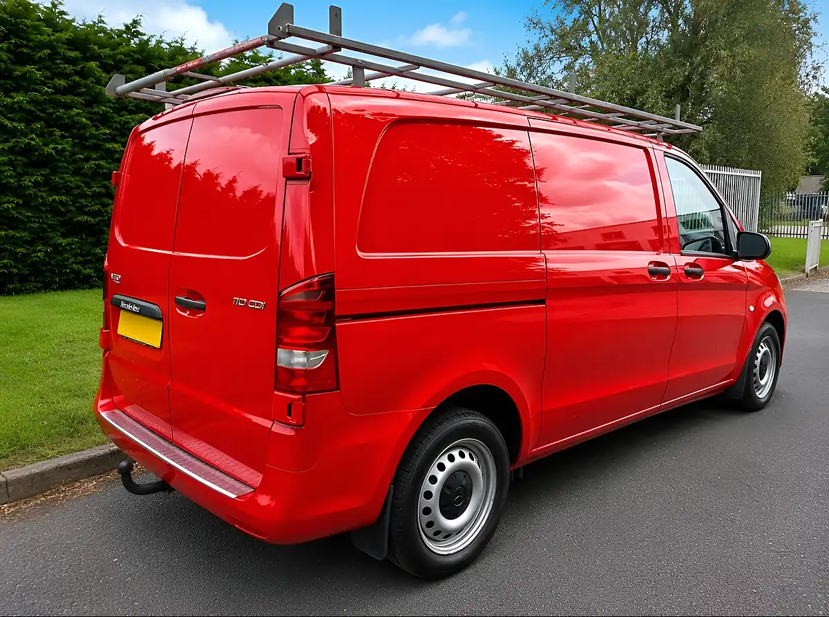 Used 2020 Mercedes-Benz Vito Progressive Red - Interior and Exterior details 6