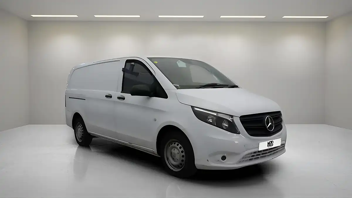 Used 2020 Mercedes-Benz Vito Progressive White - Front View