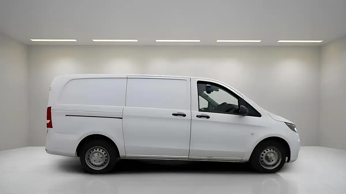 Used 2020 Mercedes-Benz Vito Progressive White - Interior and Exterior details 3