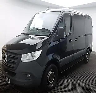 Used 2020 Mercedes Sprinter 316 Black - Interior and Exterior details 6