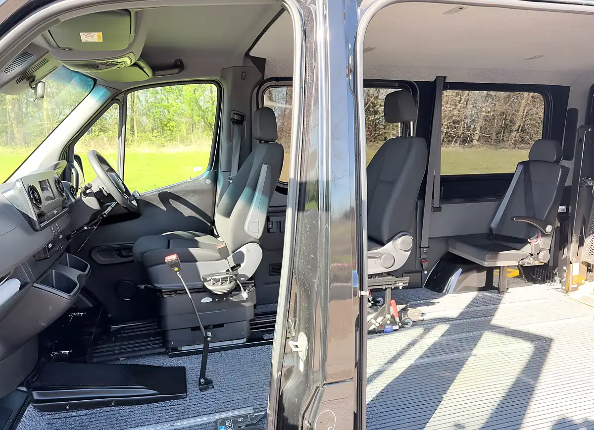 Used 2020 Mercedes Sprinter Wav Black - Interior and Exterior details 8