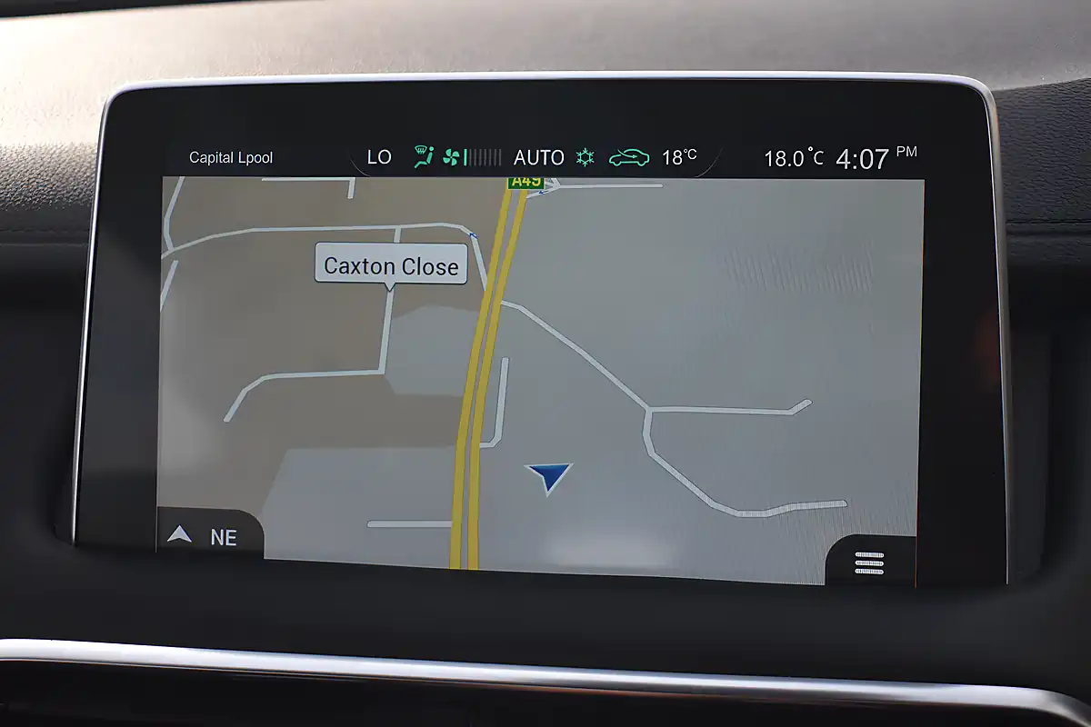 Used 2020 MG Hs Excite Arctic White - Interior and Exterior details 10