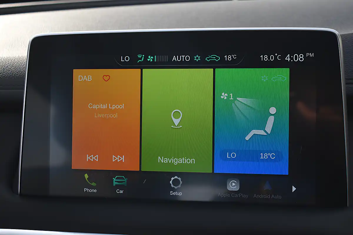 Used 2020 MG Hs Excite Arctic White - Interior and Exterior details 17