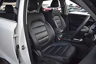Used 2020 MG Hs Excite Arctic White - Interior and Exterior details 7