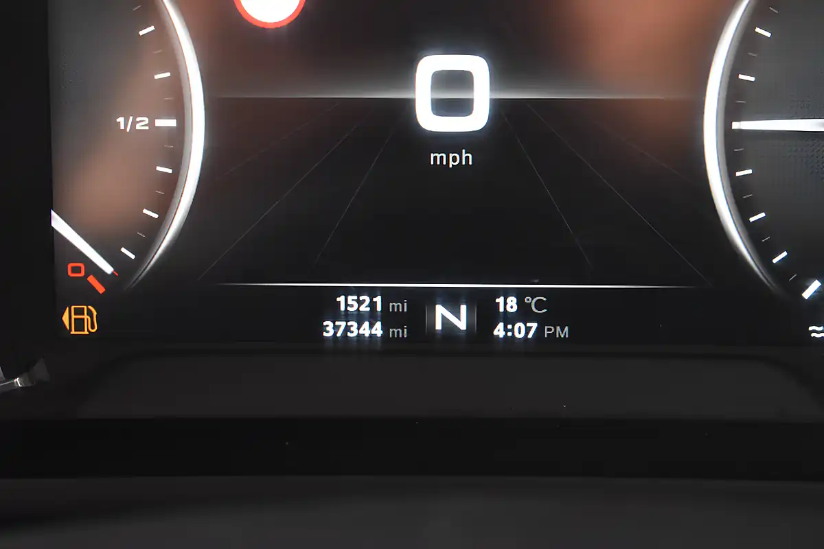 Used 2020 MG Hs Excite Arctic White - Interior and Exterior details 9