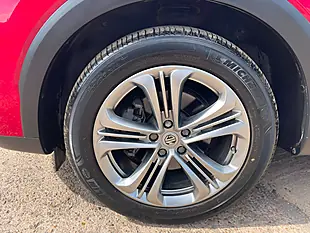 Used 2020 MG HS Exclusive Red - Interior and Exterior details 10