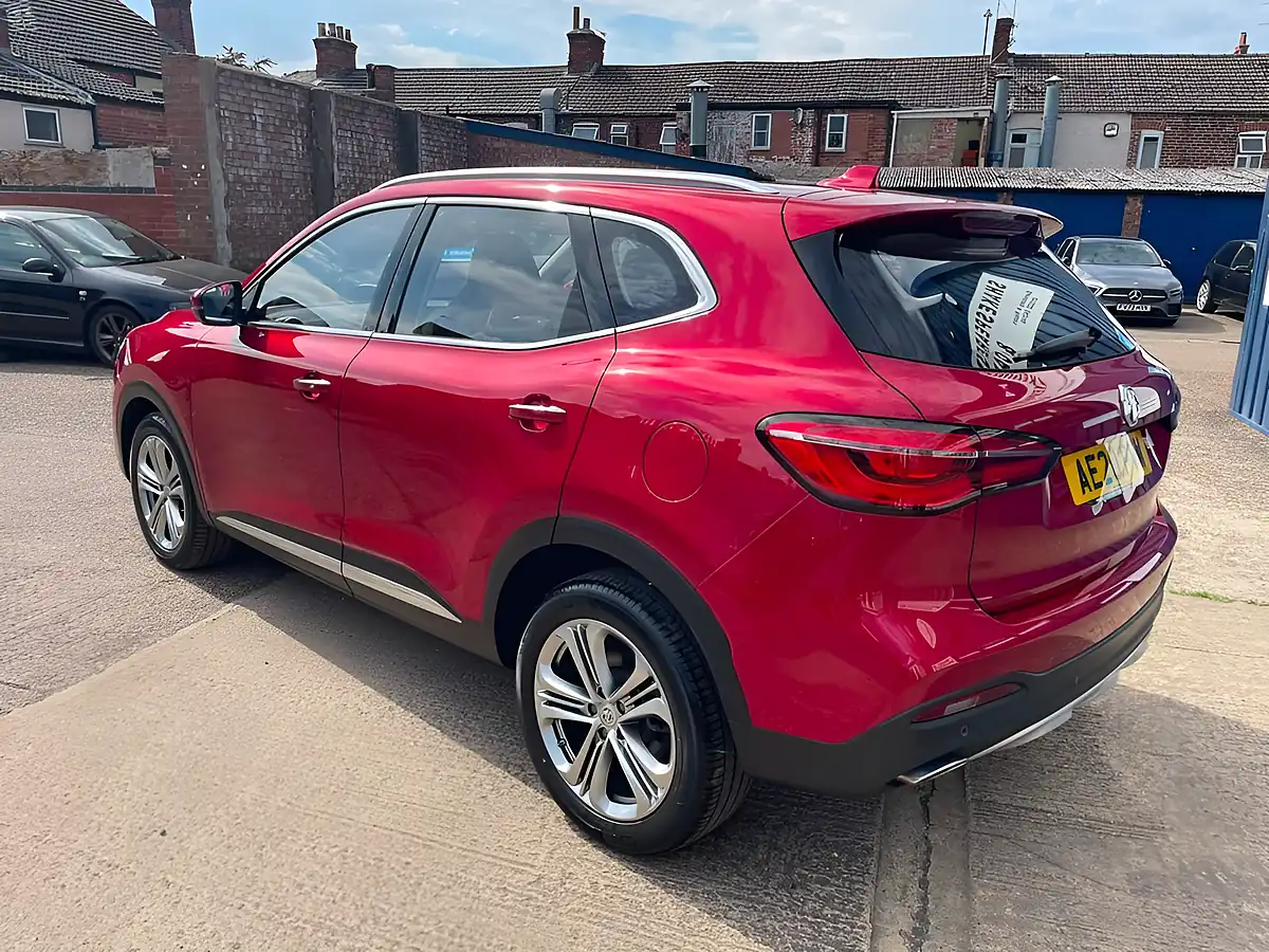 Used 2020 MG HS Exclusive Red - Interior and Exterior details 16