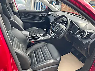 Used 2020 MG HS Exclusive Red - Interior and Exterior details 2