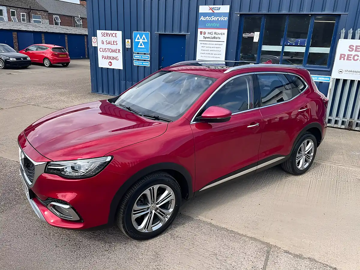 Used 2020 MG HS Exclusive Red - Interior and Exterior details 6