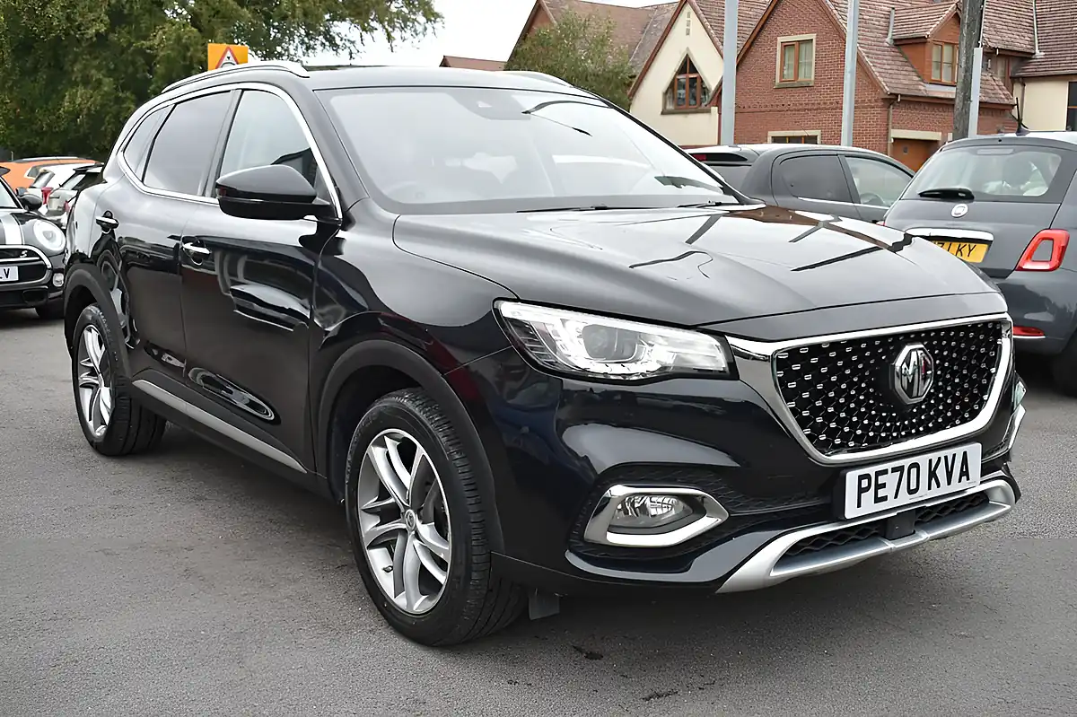 Used 2020 MG MG Hs Excite Black - Interior and Exterior details 2