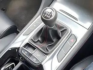 Used 2020 MG MG Hs Excite White - Interior and Exterior details 14