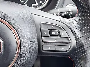 Used 2020 MG MG Hs Excite White - Interior and Exterior details 16
