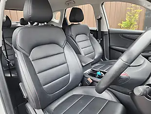 Used 2020 MG MG Hs Excite White - Interior and Exterior details 6
