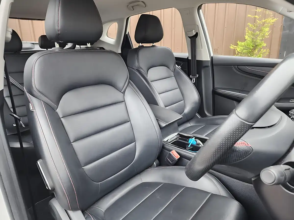 Used 2020 MG MG Hs Excite White - Interior and Exterior details 6