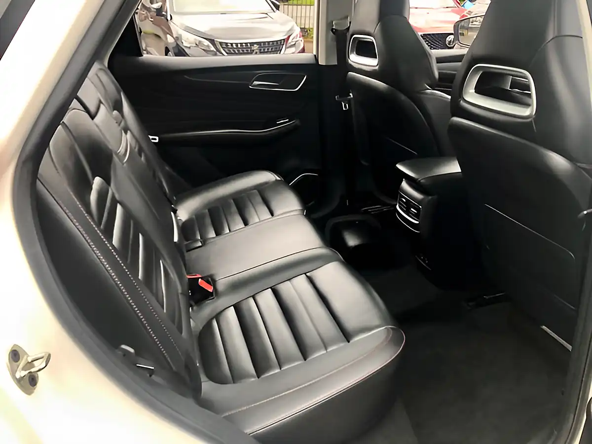 Used 2020 MG MG Hs Exclusive White - Interior and Exterior details 14