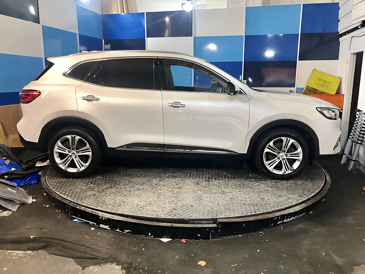 Used 2020 MG MG Hs Exclusive White - Interior and Exterior details 7