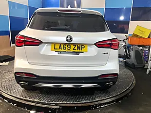 Used 2020 MG MG Hs Exclusive White - Interior and Exterior details 9