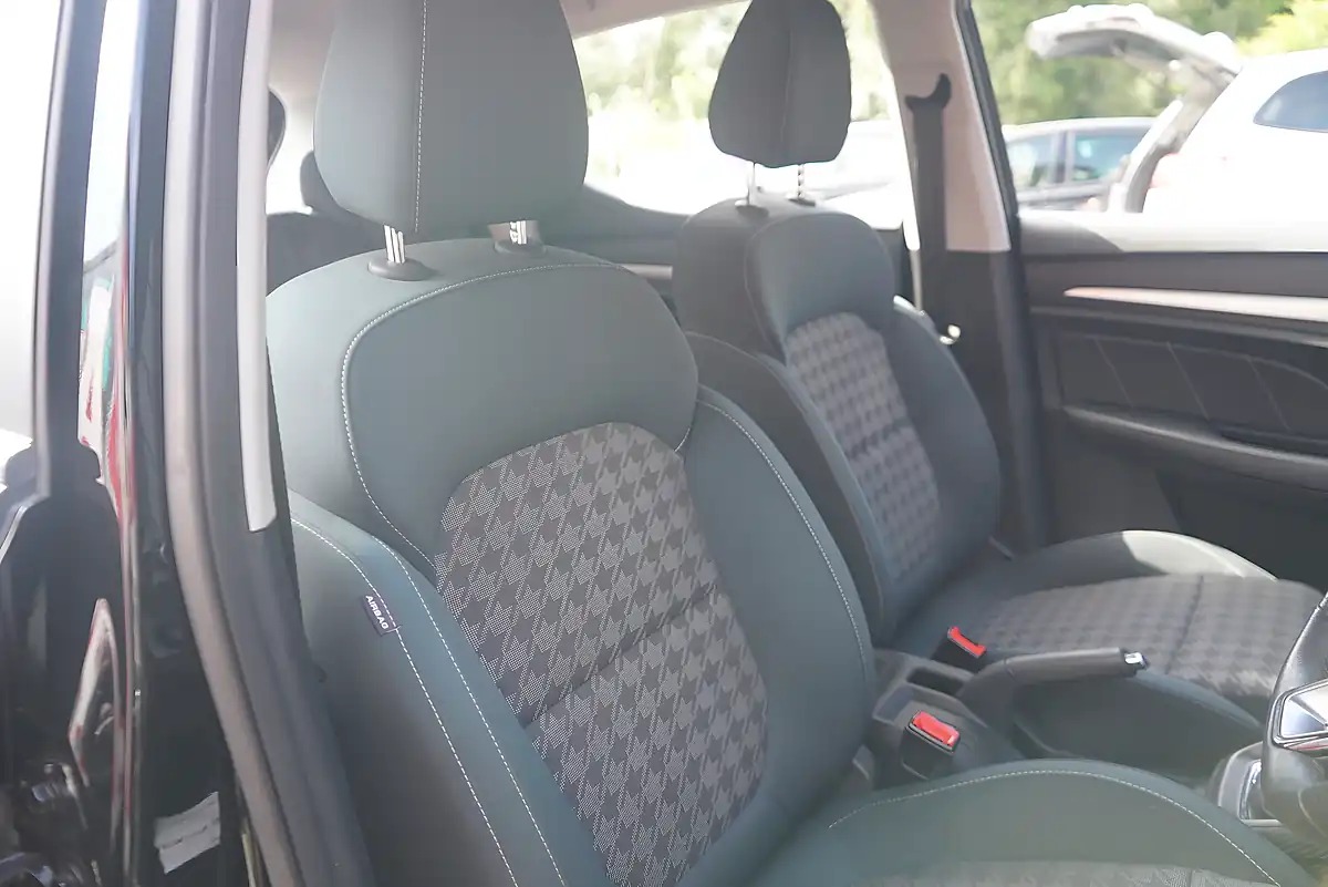 Used 2020 MG MG Zs Excite Black - Interior and Exterior details 14